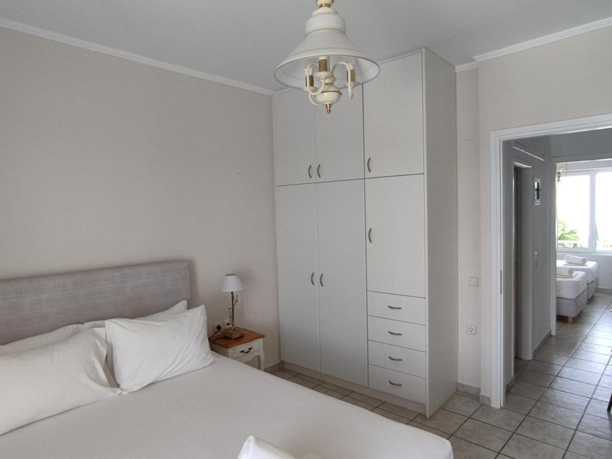 Coastal Apartment Christina Makriyialos Bagian luar foto